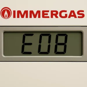 Errore 08 su display caldaia Immergas in evidenza